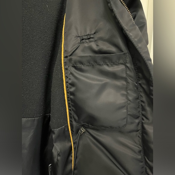 ❄️ CLEAR OUT SALE! DKNY Winter Full Length Coat: Size Medium - Picture 2 of 11